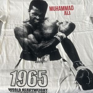 Muhammad Ali Graphic TShirt Ivory Size Medium